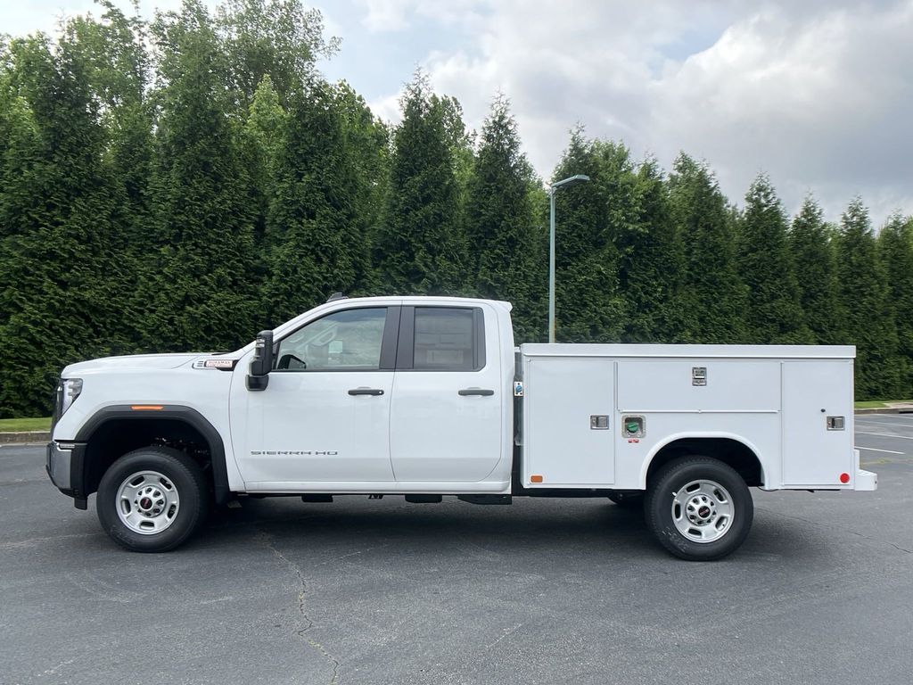 new 2024 GMC Sierra 2500HD car, priced at $54,218