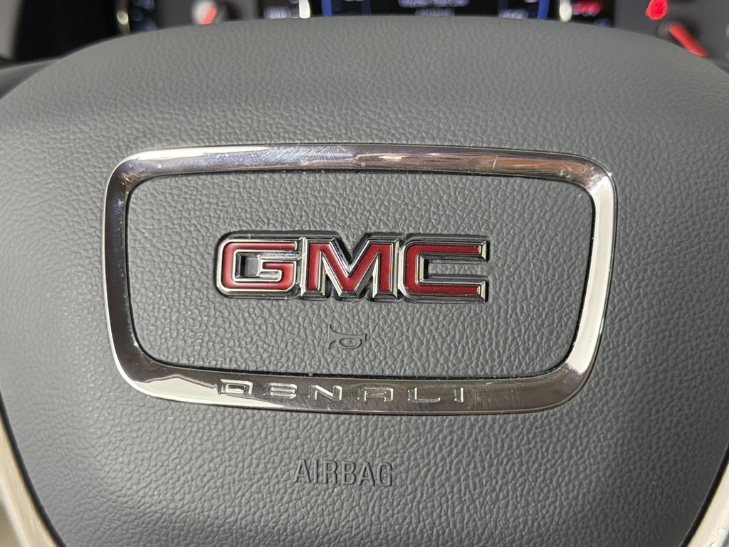 used 2023 GMC Acadia car, priced at $40,988