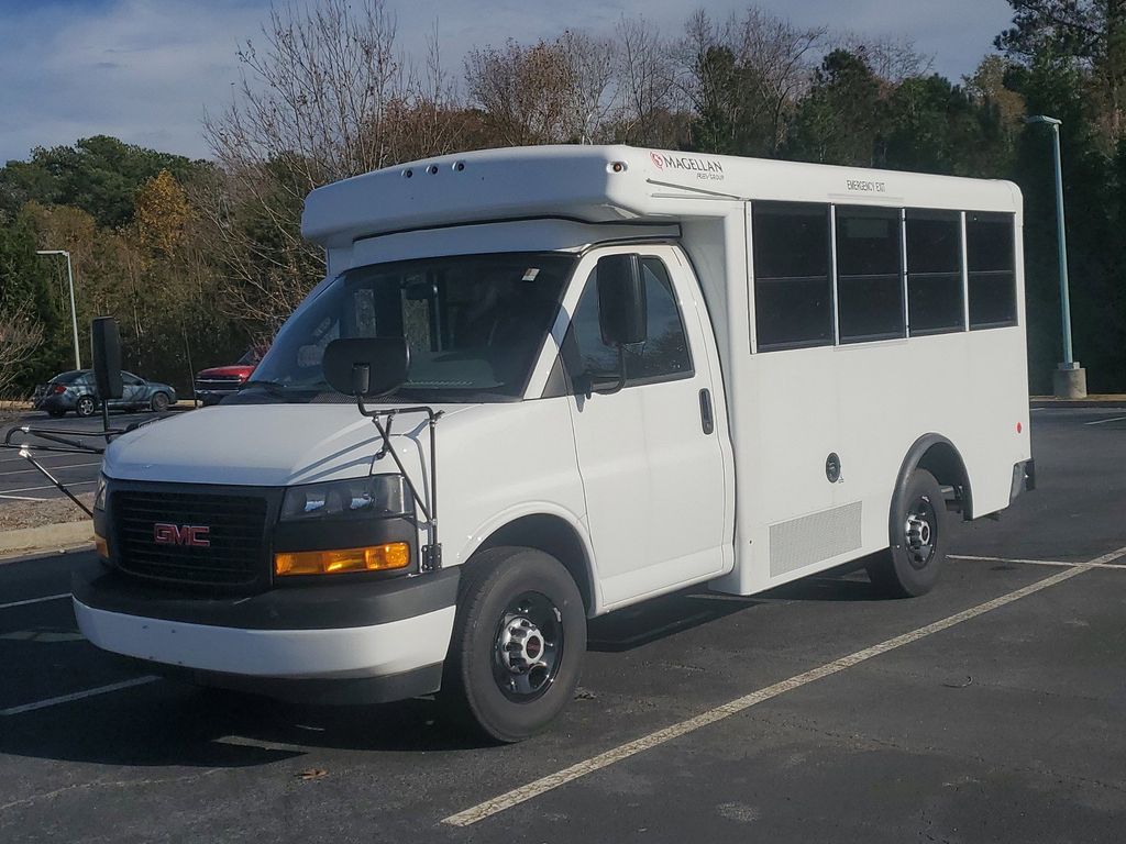 new 2023 GMC Savana 3500 car, priced at $32,954