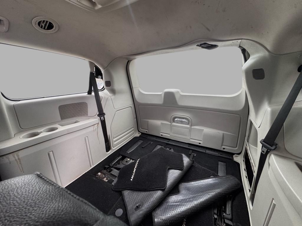 used 2015 Chrysler Town & Country car, priced at $8,034