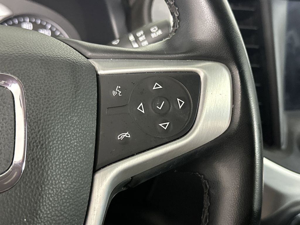 used 2023 GMC Acadia car, priced at $28,363