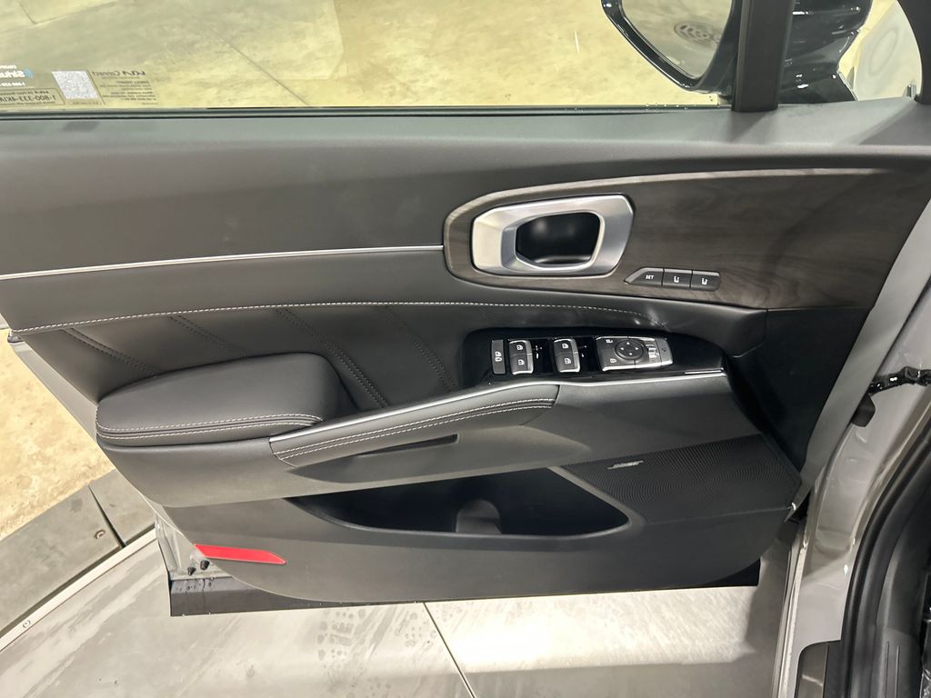 new 2025 Kia Sorento car, priced at $44,714