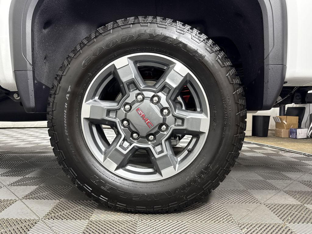 new 2025 GMC Sierra 2500HD car, priced at $78,970