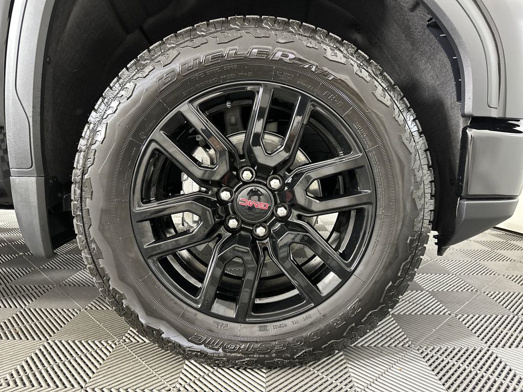 new 2025 GMC Sierra 1500 car, priced at $62,224