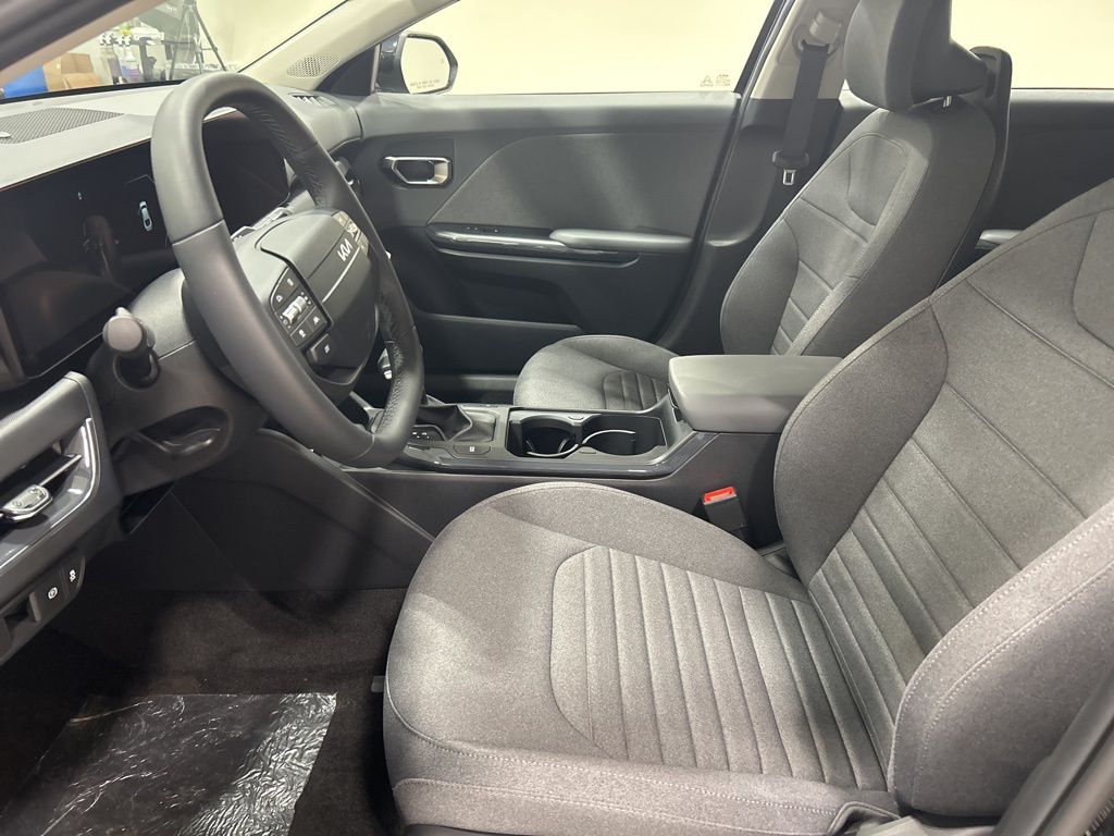 new 2025 Kia K4 car, priced at $22,957