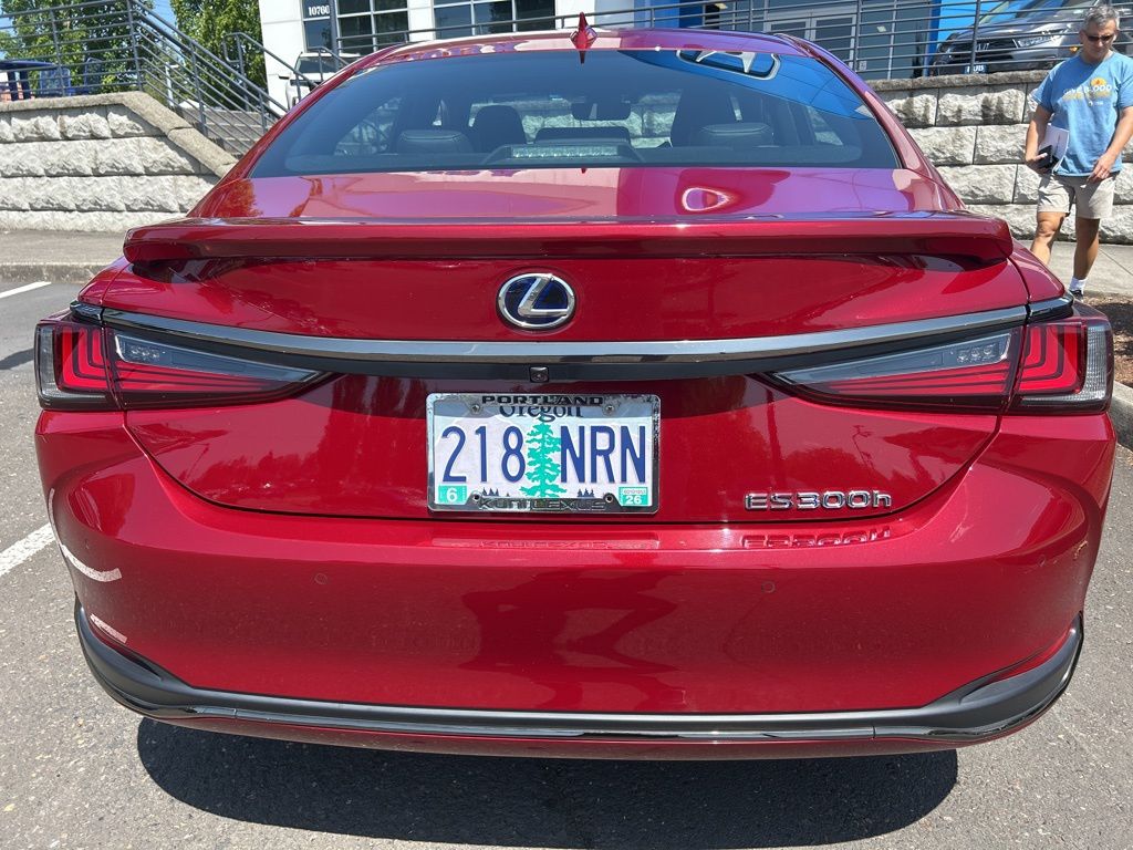 used 2022 Lexus ES car, priced at $38,580