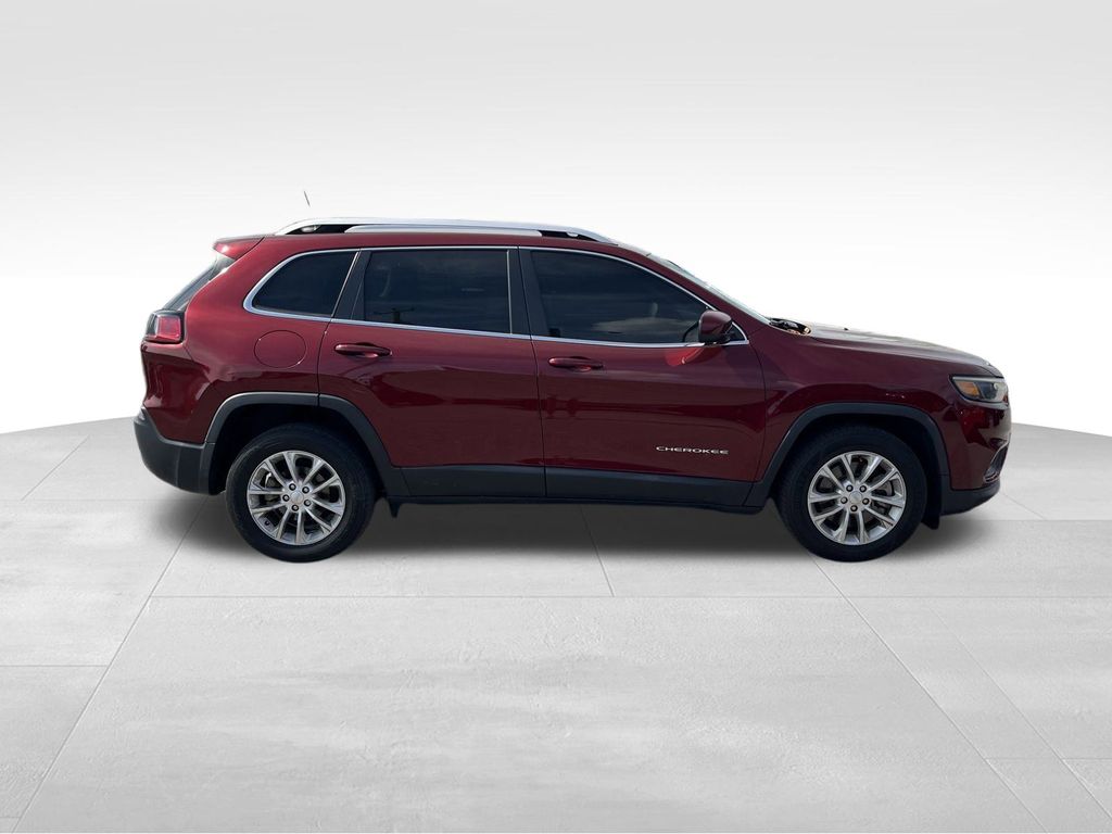 used 2019 Jeep Cherokee car, priced at $15,592