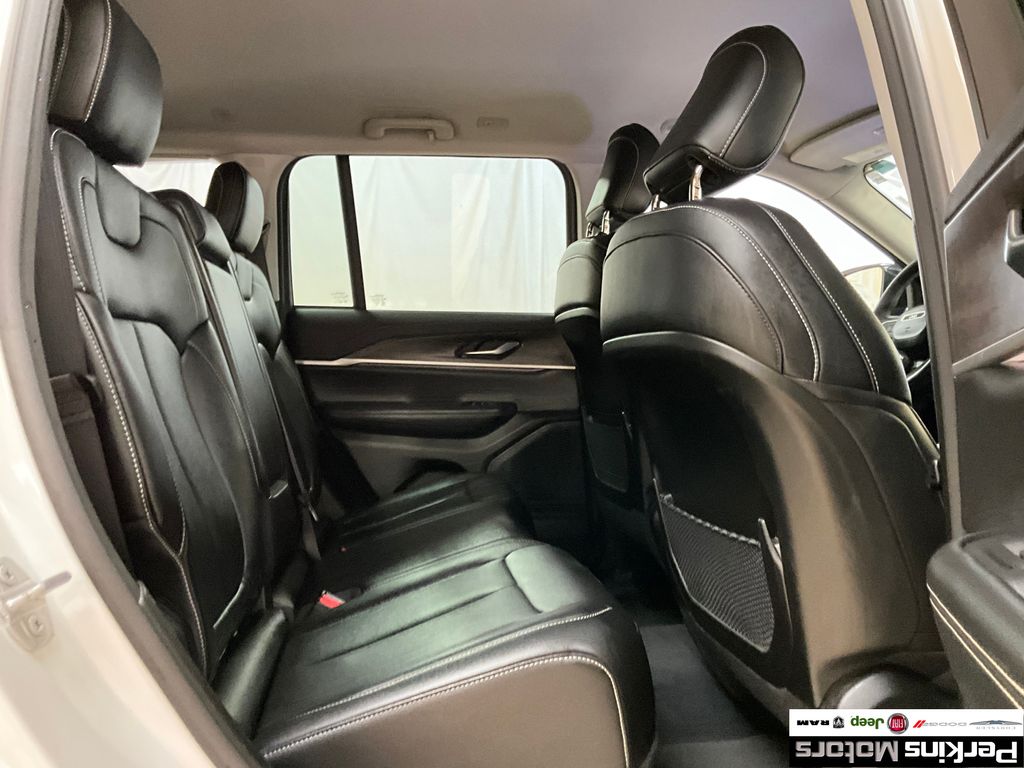 used 2023 Jeep Grand Cherokee car, priced at $30,489
