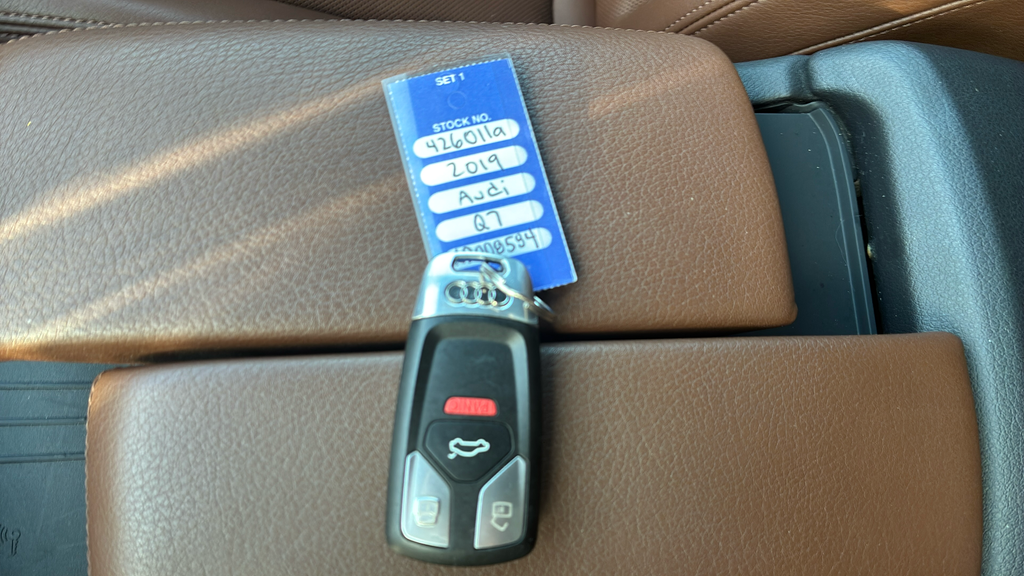 used 2019 Audi Q7 car, priced at $21,900