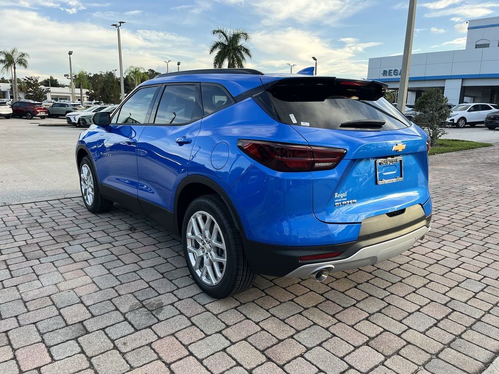 new 2025 Chevrolet Blazer car, priced at $40,985