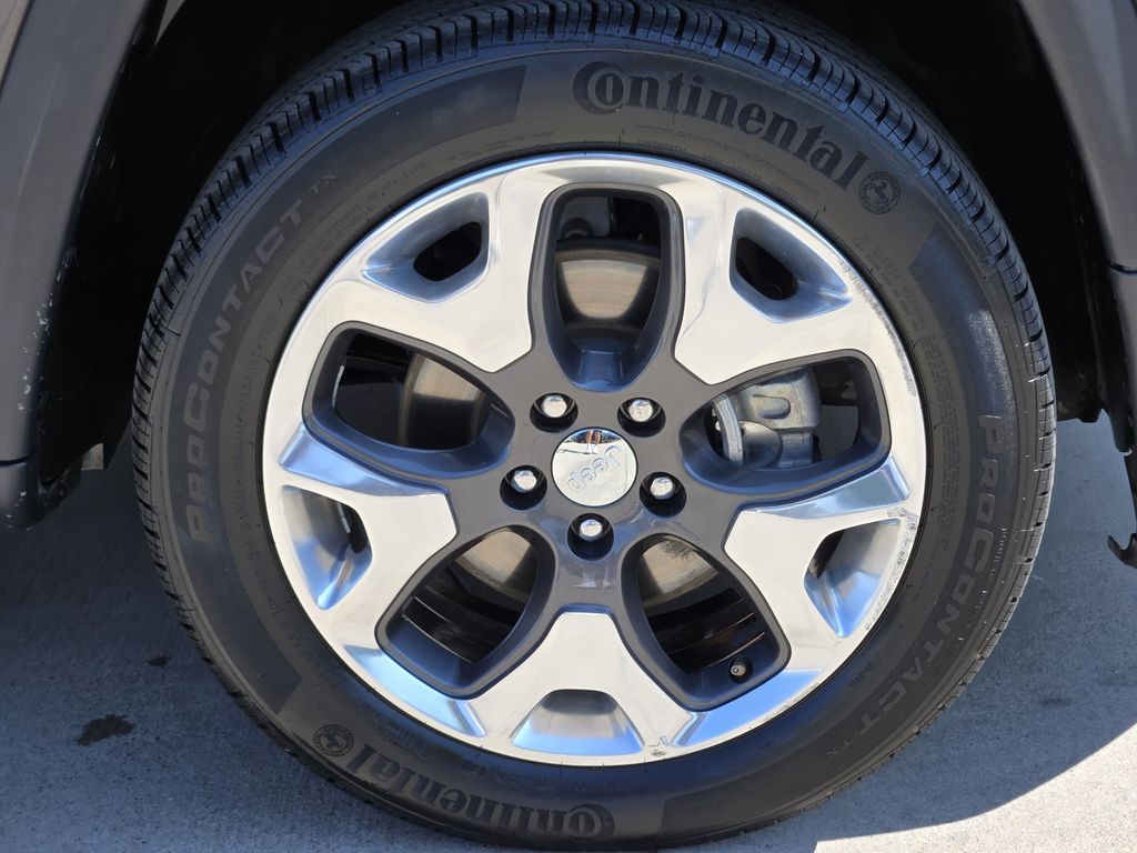 used 2019 Jeep Compass car, priced at $18,944