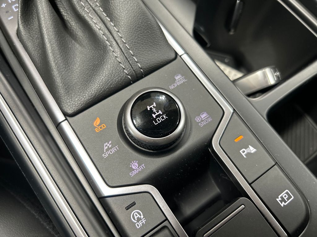 new 2025 Kia Sorento car, priced at $41,453