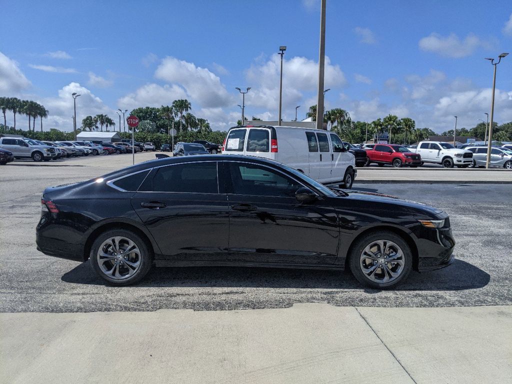 new 2024 Honda Accord Hybrid car, priced at $35,457