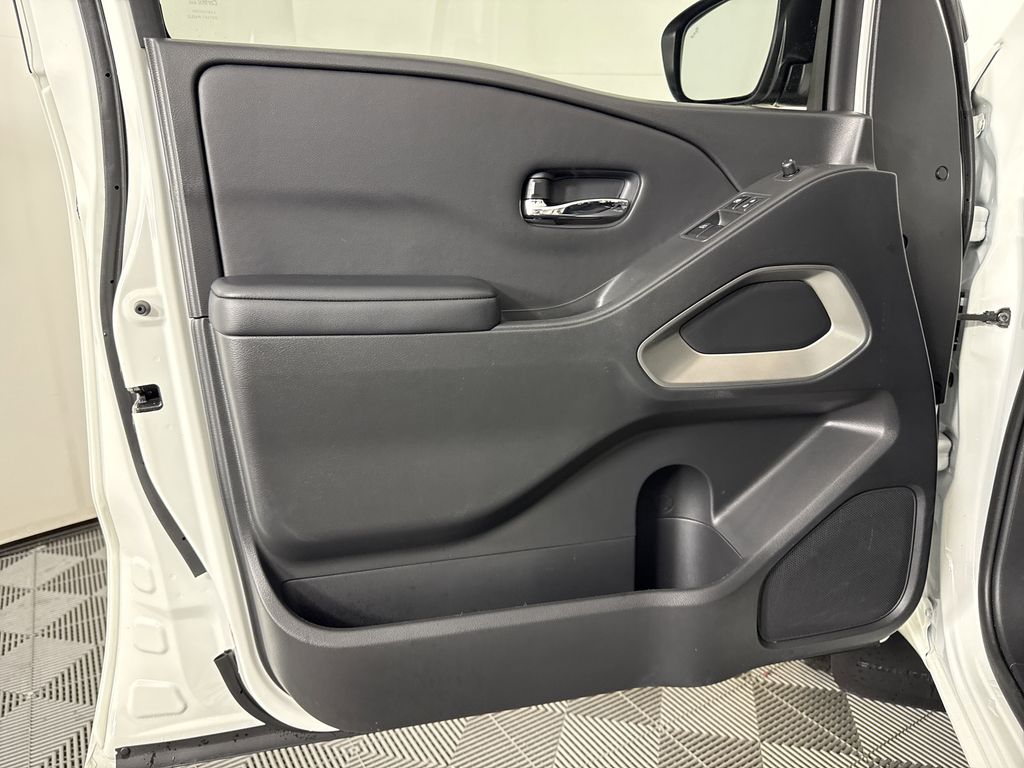 used 2025 Nissan Frontier car, priced at $31,997