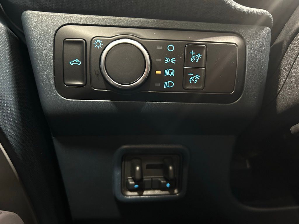 new 2025 Ford Maverick car, priced at $33,050