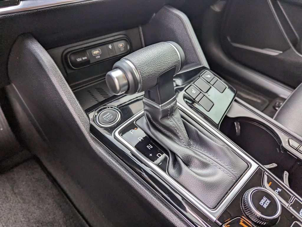 used 2025 Kia Sportage car, priced at $24,792