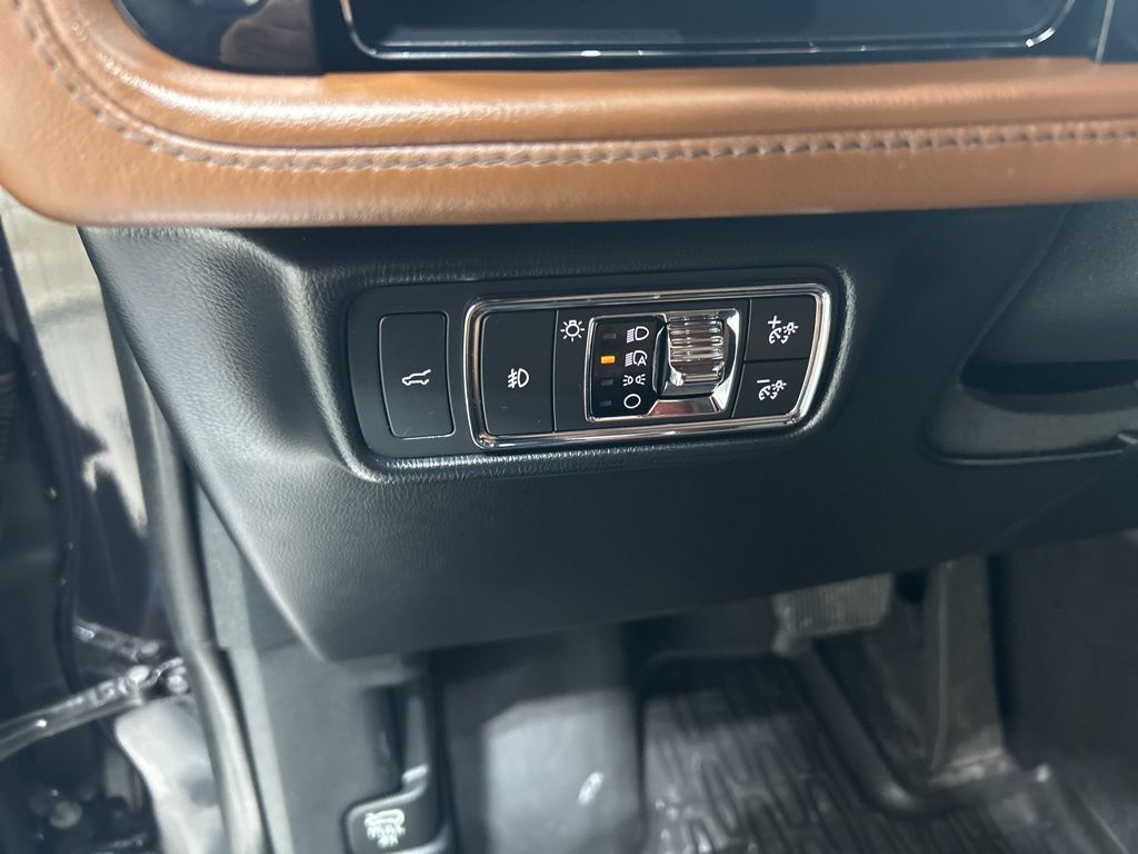 used 2020 Lincoln Aviator car, priced at $36,532