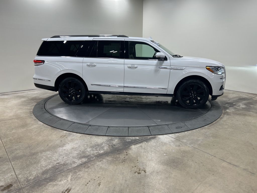used 2024 Lincoln Navigator L car, priced at $76,329