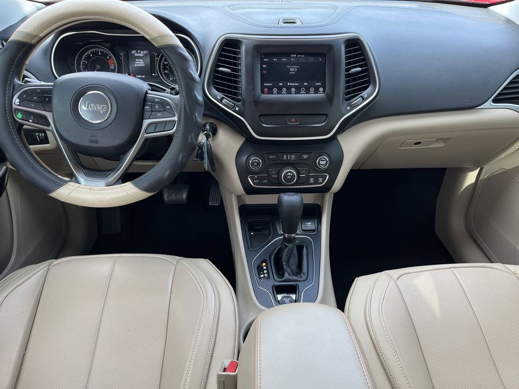 used 2019 Jeep Cherokee car, priced at $15,592