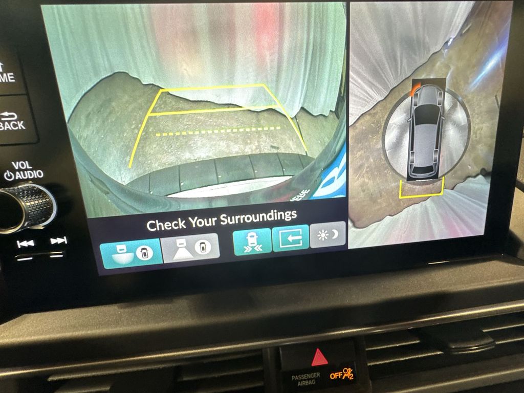 new 2025 Honda Pilot car, priced at $56,075