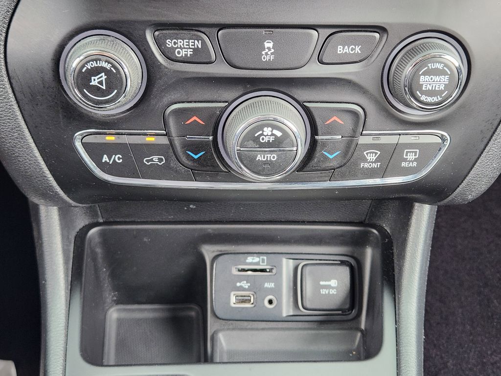 used 2017 Jeep Cherokee car, priced at $17,691