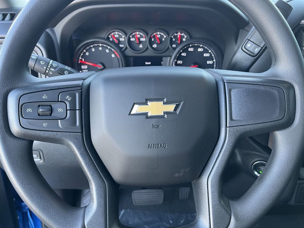 new 2025 Chevrolet Silverado 1500 car, priced at $45,532