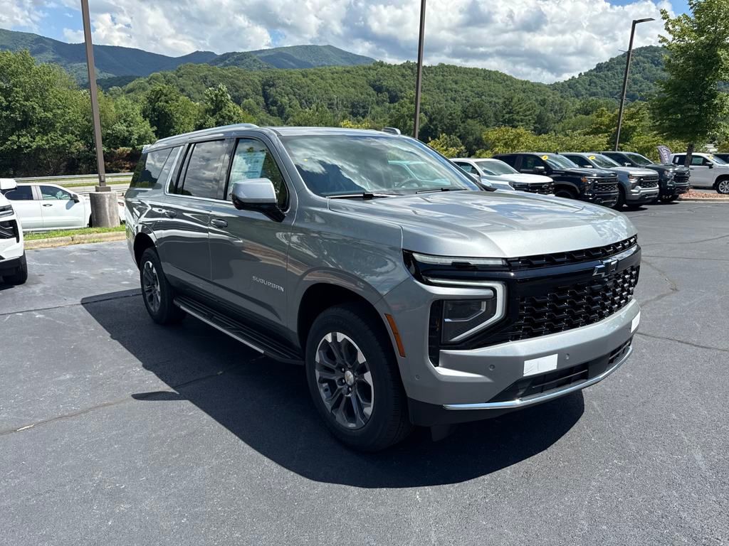 new 2025 Chevrolet Suburban car, priced at $69,445