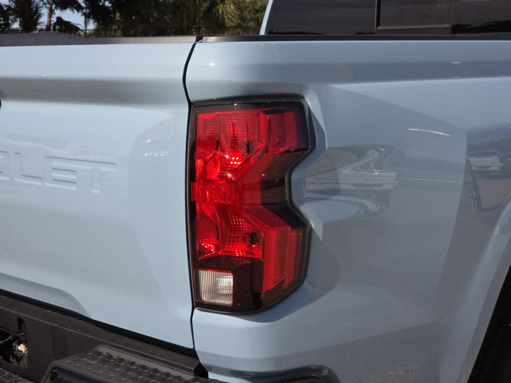 new 2026 Chevrolet Colorado car, priced at $29,400