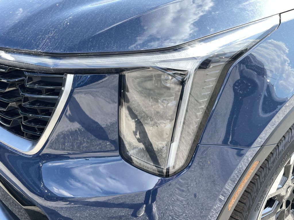 new 2025 Kia Sorento car, priced at $32,499