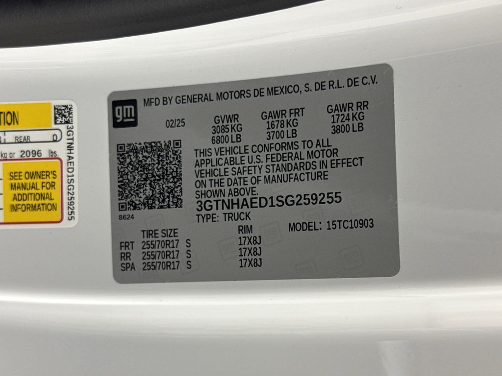 new 2025 GMC Sierra 1500 car, priced at $36,180