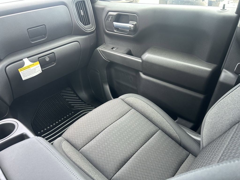 new 2025 Chevrolet Silverado 1500 car, priced at $34,325