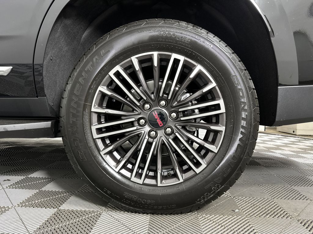 new 2025 GMC Yukon car, priced at $73,909