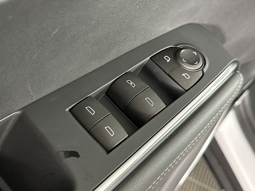 new 2025 GMC Acadia car, priced at $44,930