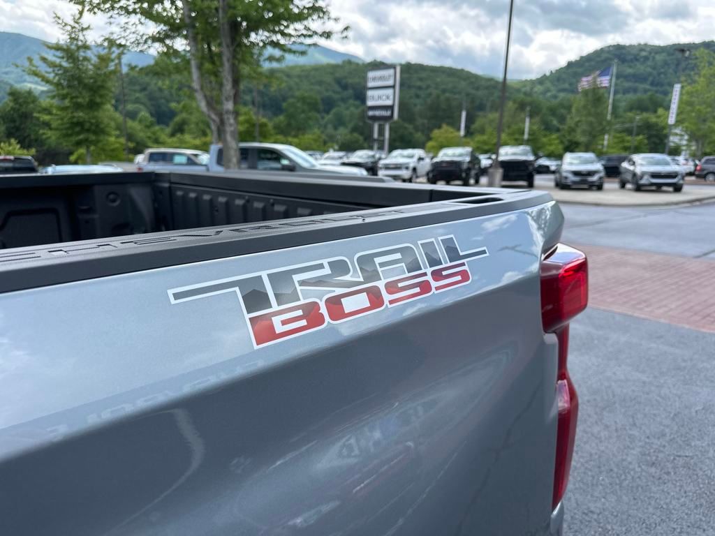 new 2025 Chevrolet Silverado 1500 car, priced at $49,485
