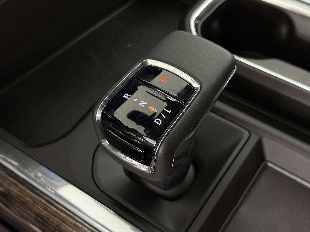 new 2025 GMC Sierra 1500 car, priced at $60,224