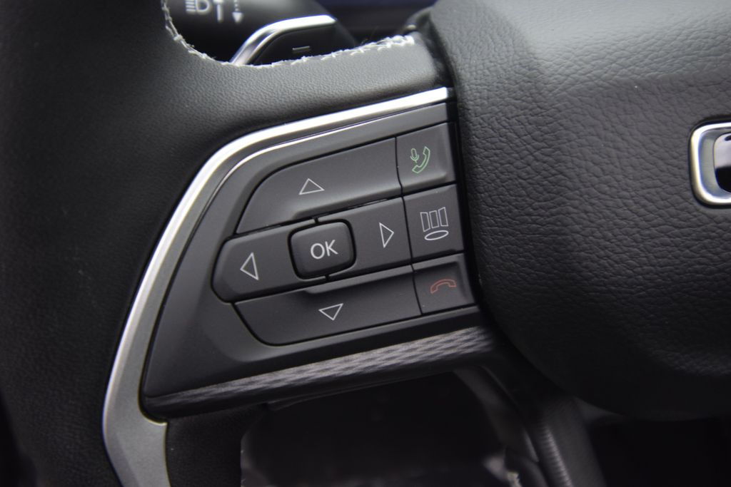 new 2025 Jeep Grand Cherokee L car, priced at $40,360
