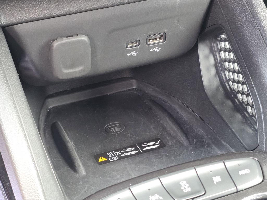 used 2024 Chevrolet TrailBlazer car, priced at $25,992