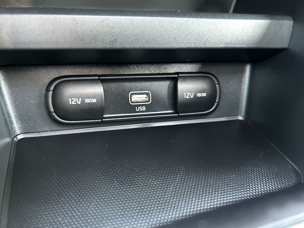 used 2021 Kia Soul car, priced at $17,142