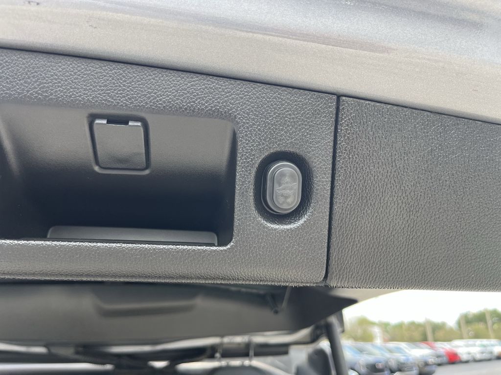used 2019 GMC Yukon car, priced at $27,591