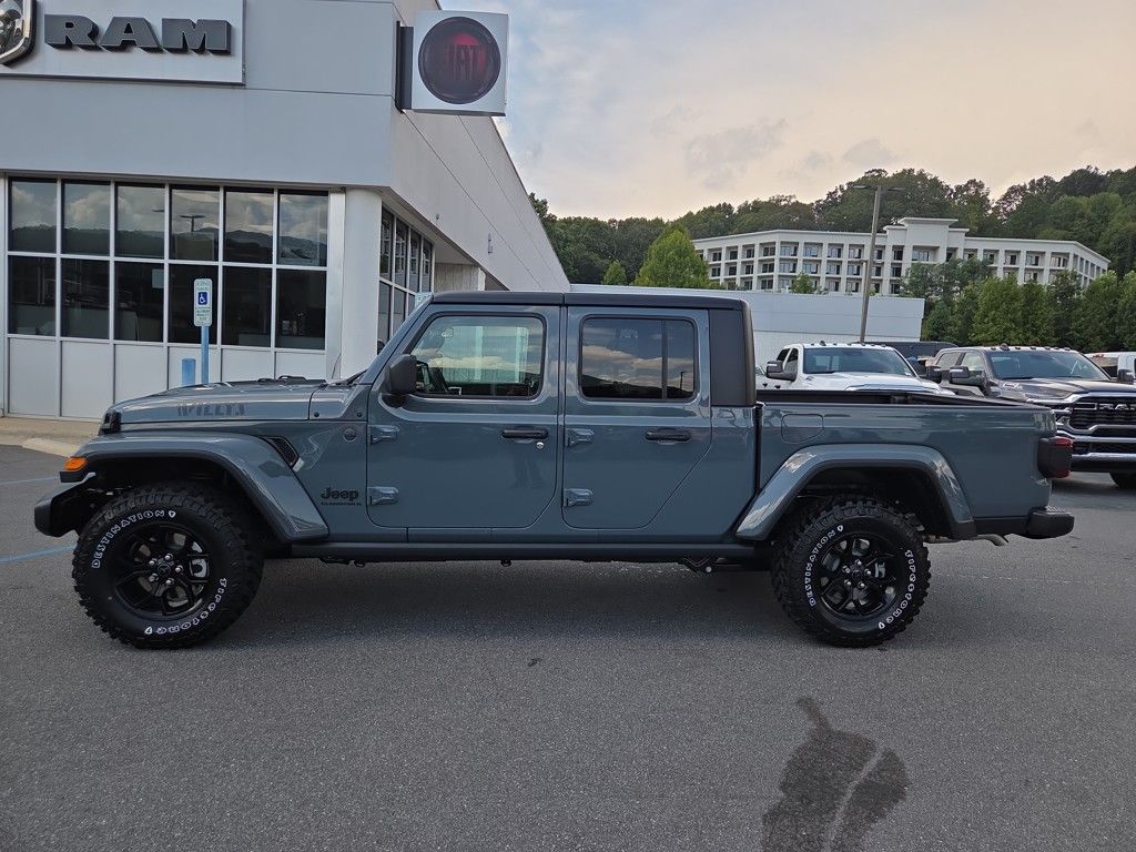 new 2025 Jeep Gladiator car, priced at $47,641
