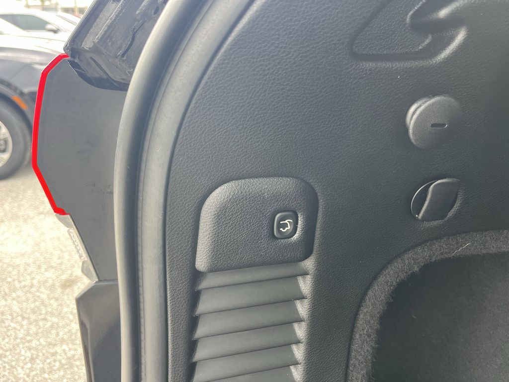 used 2021 Jeep Grand Cherokee car, priced at $19,911