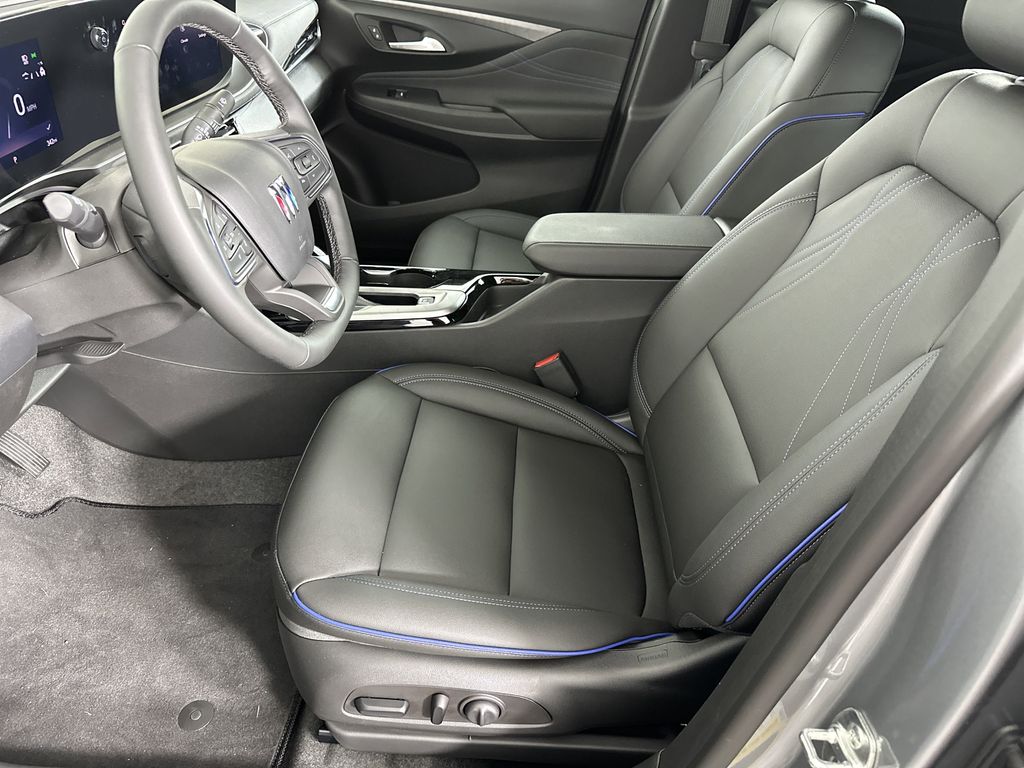 new 2025 Buick Envista car, priced at $30,065
