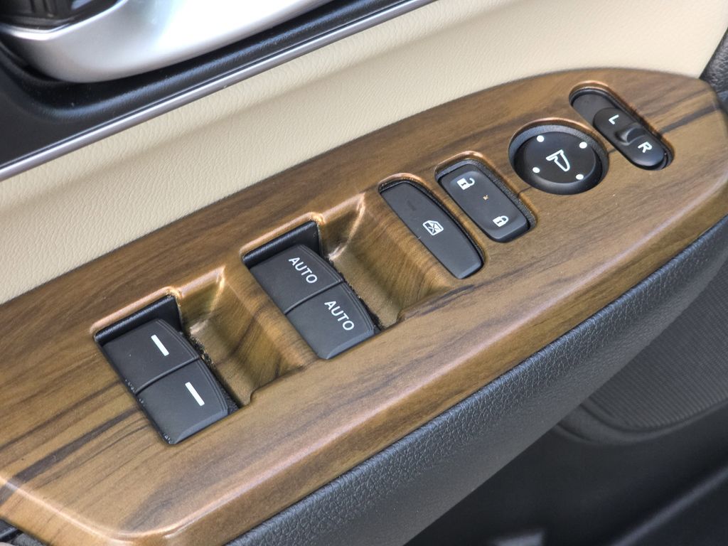 used 2019 Honda CR-V car, priced at $26,491