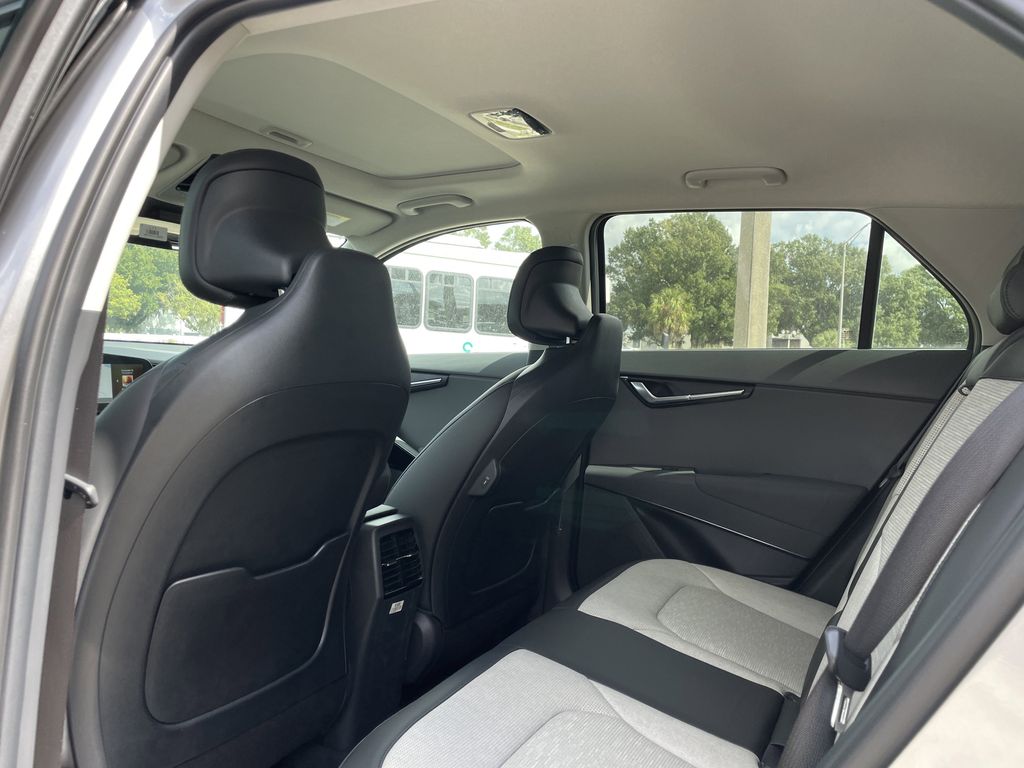 new 2025 Kia Niro car, priced at $32,903