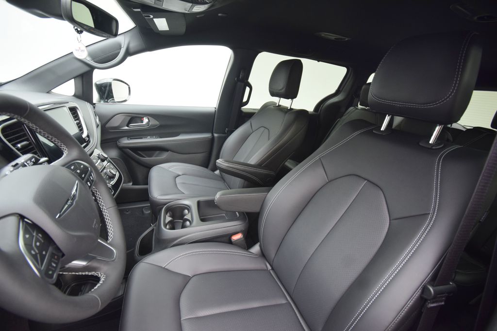 new 2026 Chrysler Pacifica car, priced at $42,839