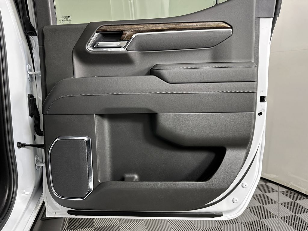new 2025 GMC Sierra 1500 car, priced at $59,929
