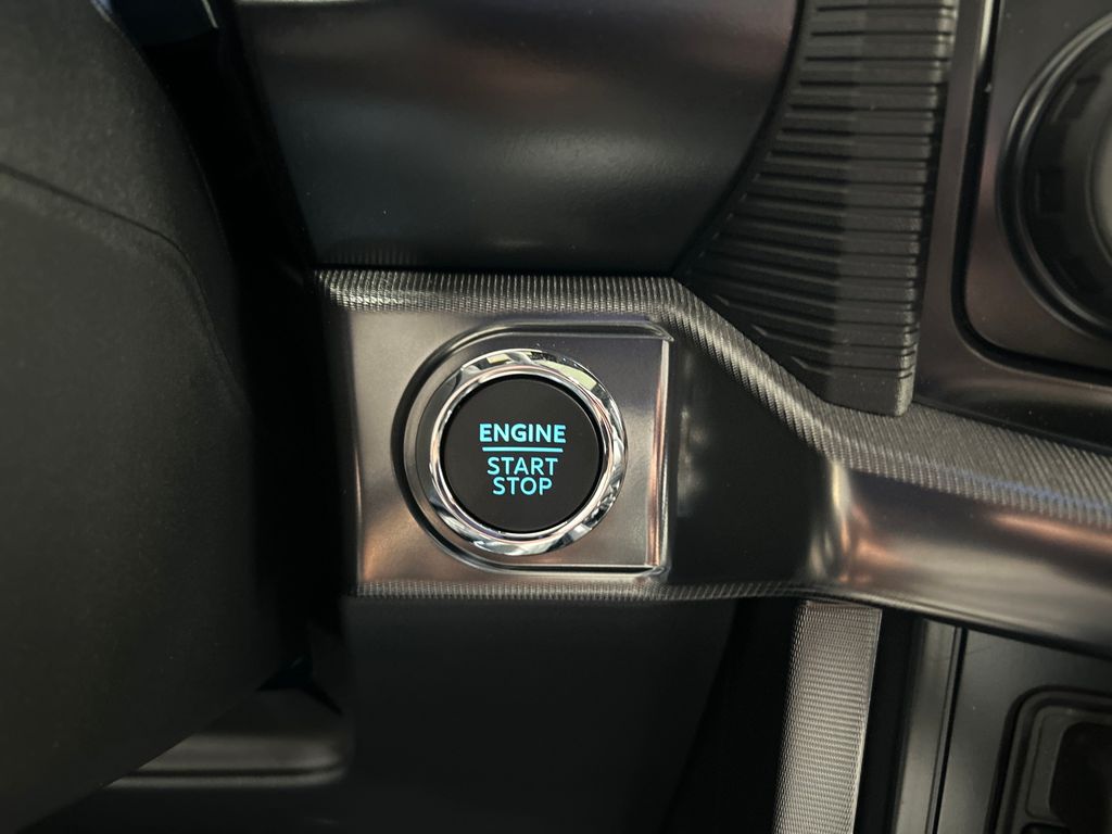 new 2025 Ford F-150 car, priced at $76,096