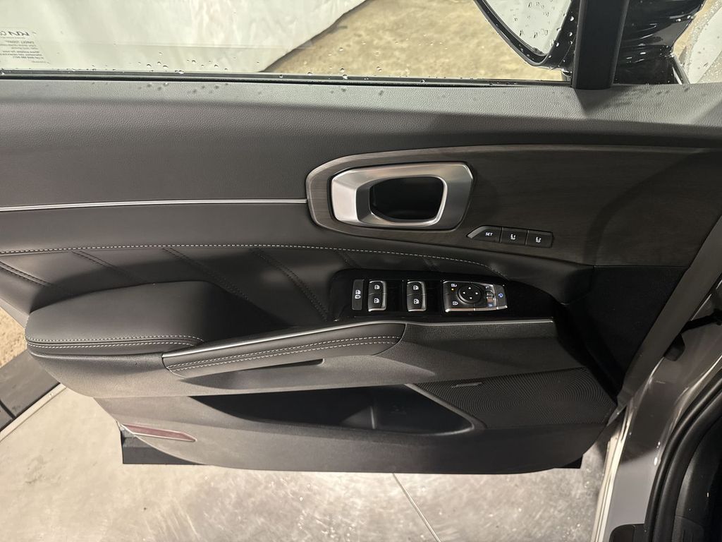 new 2025 Kia Sorento car, priced at $47,265