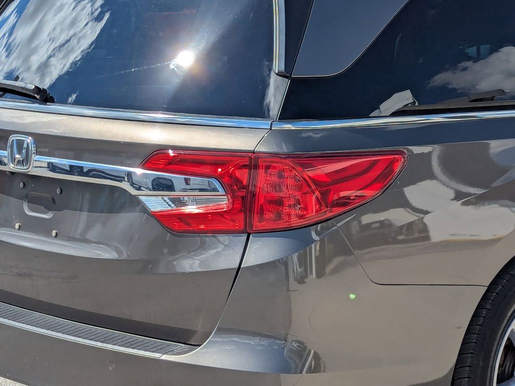 used 2018 Honda Odyssey car, priced at $13,991