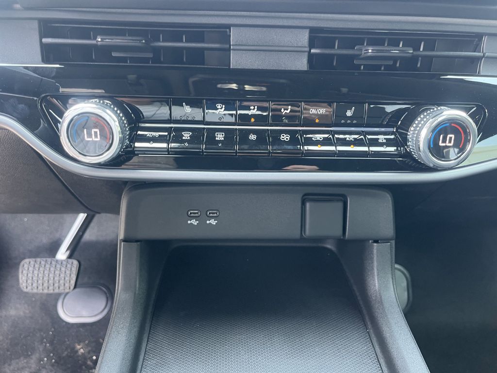 new 2025 Honda Prologue car, priced at $52,949